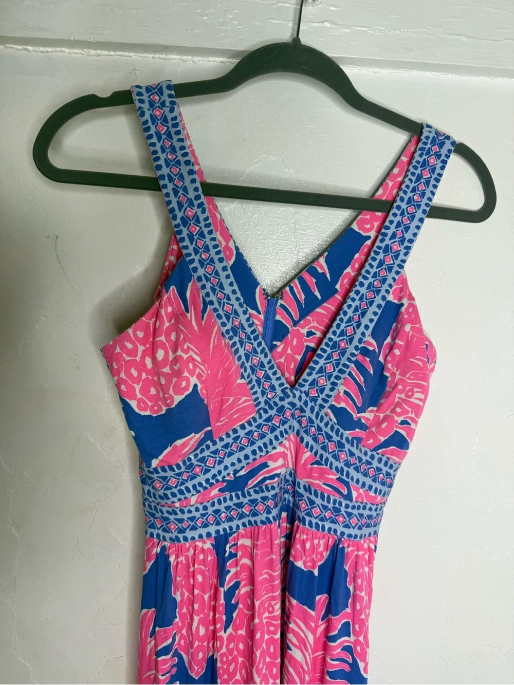 Lilly Pulitzer Taryn Pineapple Maxi Dress in Pink and Blue Size 2 Colorful